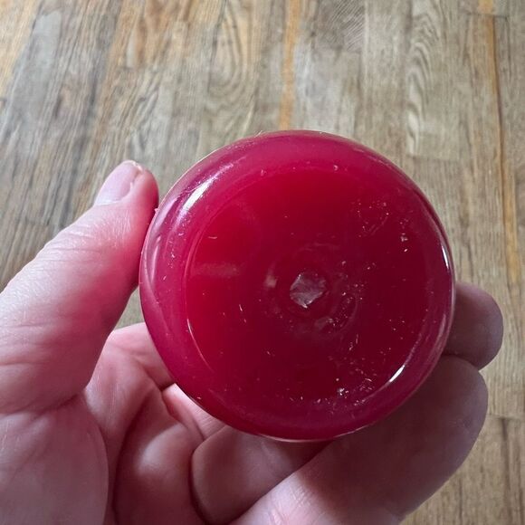 LUSH Snow Fairy Glitter Shower Gel 3.3 oz - Picture 3 of 5